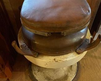 Antique Koken Barber Chair (needs new hardware)