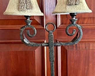 Metal Lamp with Scroll Design