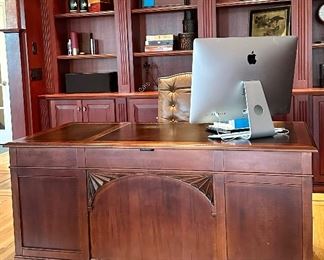 Ethan Allen Executive Desk
