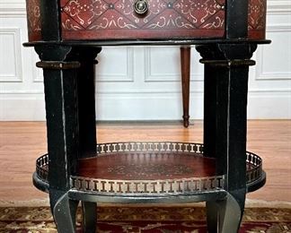 Oval Side Table with Reticulated Edge