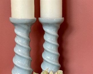 Pillar Candlesticks & Orchids in Acrylic Water
