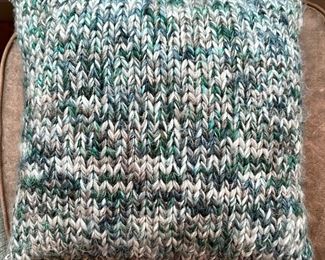 Knitted Pillow