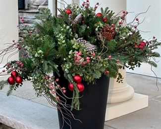 Lightweight Planters with Grandin Road Xmas Inserts