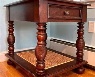 Lane Furniture End Table