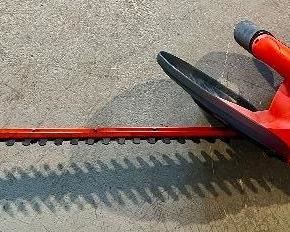 Black & Decker Hedge Trimmer