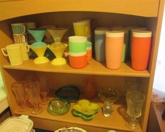 Vintage Bolero Thermo-Ware Plastic, 1960's