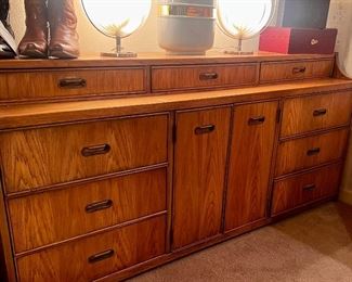 Very Large Bedroom Set…The Dresser /lots storage