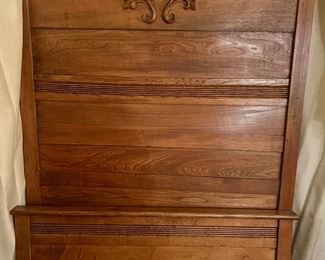 Antique Twin Bed Complete with wood Side Rails very nice condition ! 