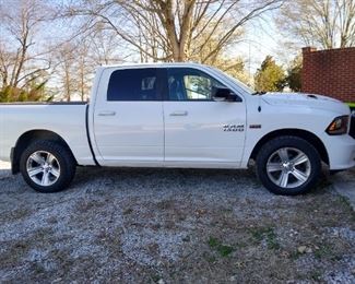 2015 Dodge Ram Club Cab Truck