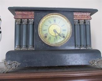 Vintage Mantle Clock