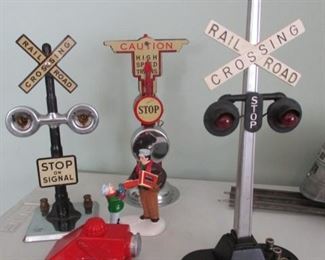 O Gauge Signal Crossings