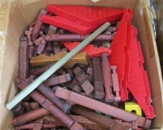Vintage Lincoln Logs