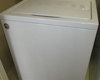 Whirlpool Washing Maching