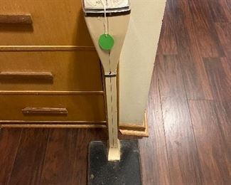 Vintage doctor scale