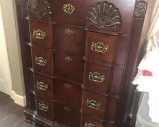 Large 5 drawer chest