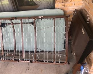 Power adjustable twin bed / hospital bed