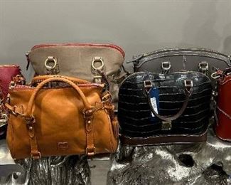 DOONEY & BOURKE Handbags / Purses