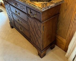 HENREDON Marble Topped Chest of Drawers with Detailed Fretwork