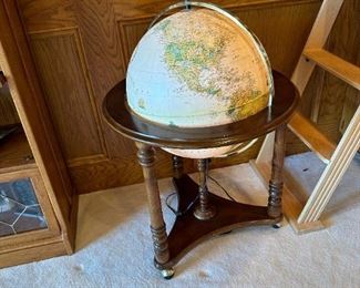 Vintage HERITAGE COLLECTION Lighted World Globe on Wood Stand
