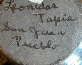 Signed LEONIDA TUPIA San Juan Carved Black on Black Pottery Bowl