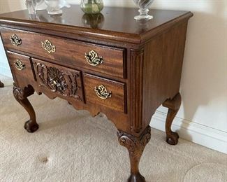 HENREDON Chippendale Mahogany Lowboy with Ball and Claw Feet
