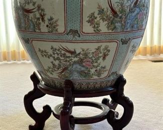 Chinese Porcelain Fish Bowl on Stand Glass Topped Center Table 
