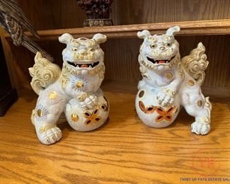 Chinese Kutani Porcelain Foo Dogs