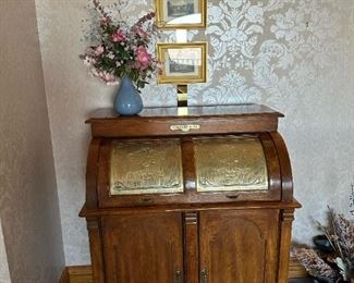 Vintage Reproduction Perry & Co 1903 Roll Top Desk