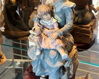 LLADRO "A Treasured Moment" Signed Limited Edition