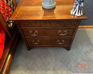 HENREDON Asian Style Nightstand