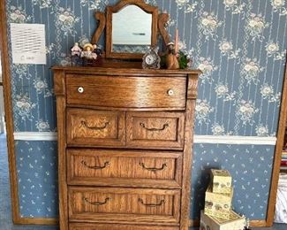 Keepsakes Furniture by PULASKI