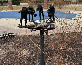 Musical Frogs Birdbath