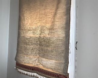 Small linen, Roman shade