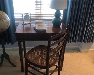 Desk w/Chair, Lamp