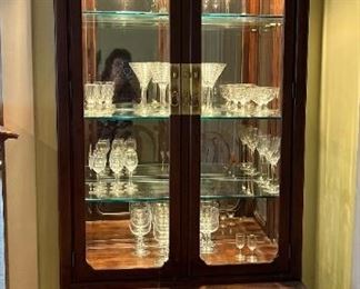 Henredon Chinese style glass shelving china/curio cabinet w/ 4 drawers on bottom for linens
