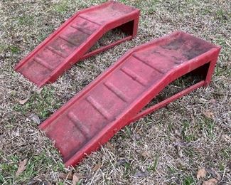 Vehicle ramp set