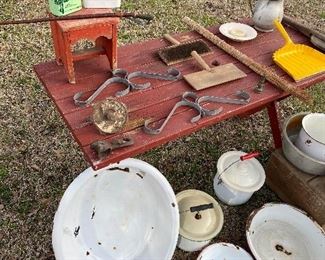 Enamelware and other shed items