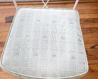 Vintage White Metal Dining Table & 6 Chair Set. Photo 5 of 5.