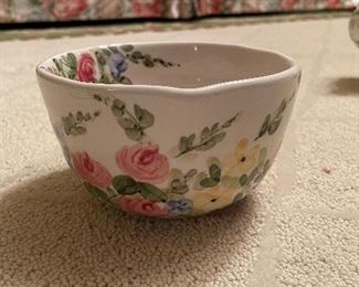 Sample of English Garden For Don Simpson. Set Includes 6-Piece Place Setting for 6 - Dinner, Salad, Fluted Bowl, Cereal Bowls, Mug & Saucer. Serving Pieces Available, Too. Photo 10 of 10.