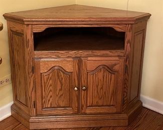 Corner Cabinet. Measures 40" W x 31" H. Great As Is But Wow! Wouldn't It Be Cool Painted? Ask Us About Options!