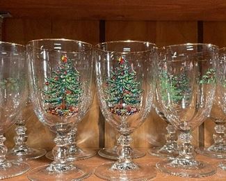 Sample of Spode Christmas Tree Crystal.