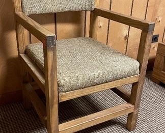 Vintage This End Up Dining Set. Includes Table & 4 Chairs. Photo 2 of 4.