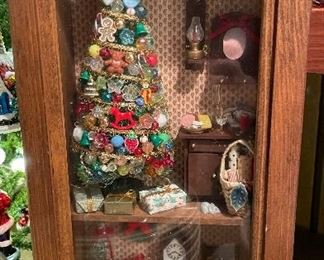 Christmas Vignette Shadow Box.