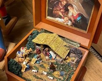 Christmas Music Box.
