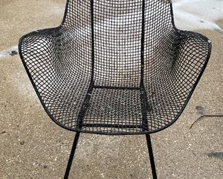 Set of 6 Vintage Woodard Sculptura Arm Chairs. Photo 1 of 2.