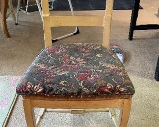 Set of 4 Rush Seat Dining Chairs. Photo 1 of 2.