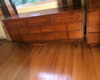 MCM Style Dresser (will update with measurements)