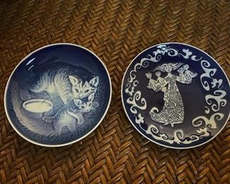 Bing & Grondahl - Copenhagen "Mother's Day-1971" Numbered:  8000/9371;  Copenhagen - "Mother's Day Plate-1972"