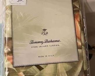 Tommy Bahama - Duvet, window panels and 2 Shams - made in Italy