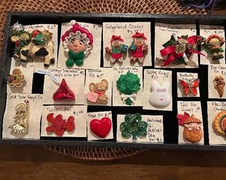 Seasonal costume jewelry